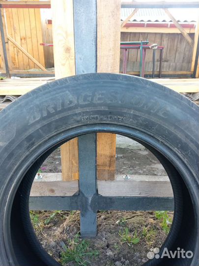 Bridgestone Ecopia EP850 215/65 R16