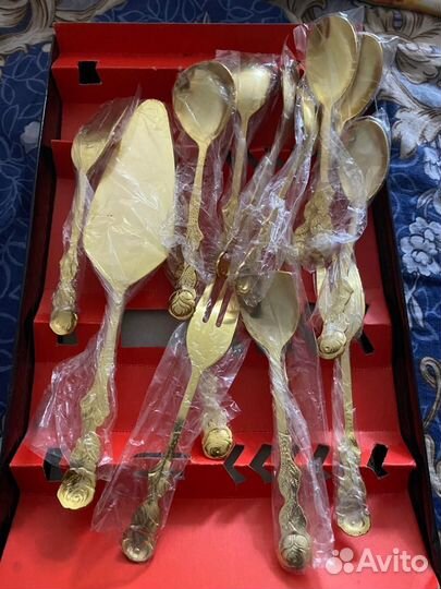 Столовые приборы