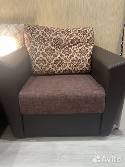 Продам 2 кресла