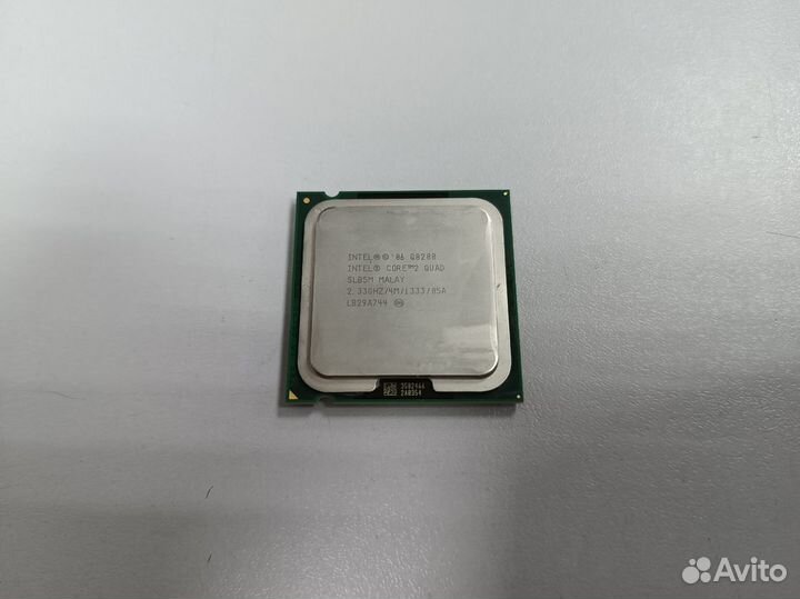 Процессор Intel Core 2 Quad Q8200, s775