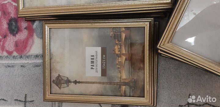 Рамки для фото и картин