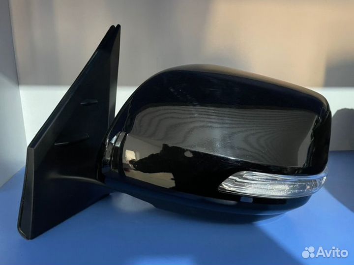 Зеркало заднего вида левое Toyota Land Cruiser 200