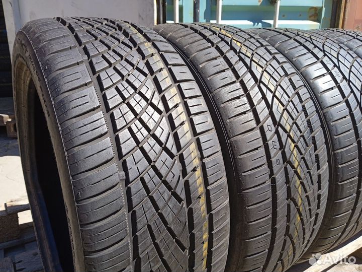 Continental ExtremeContact DWS 225/45 R17 и 245/40 R17