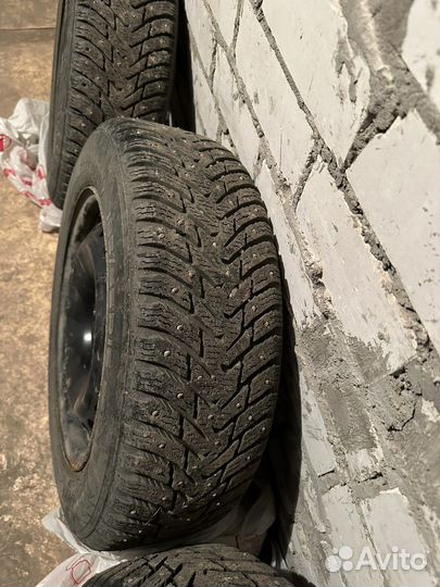 Nokian Tyres Hakkapeliitta 8 185/65 R15 92T