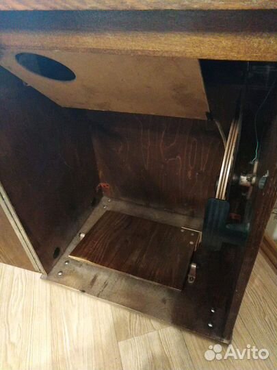 Швейная машина Подольск 142