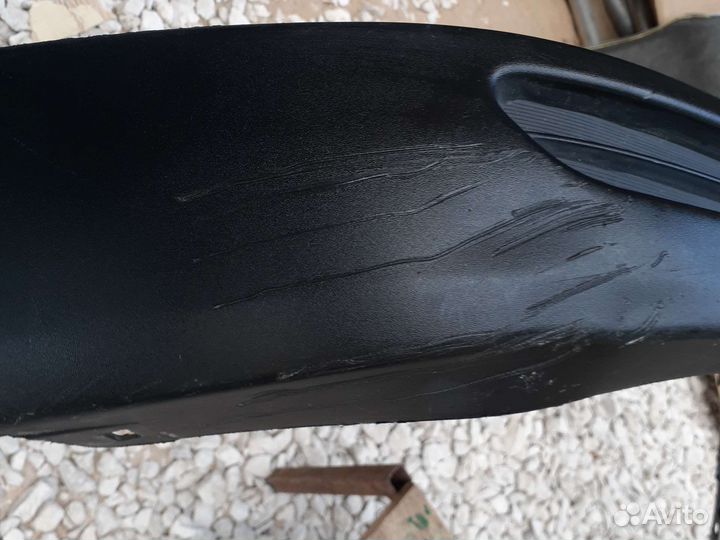 Накладка переднего бампера Toyota Highlander 3