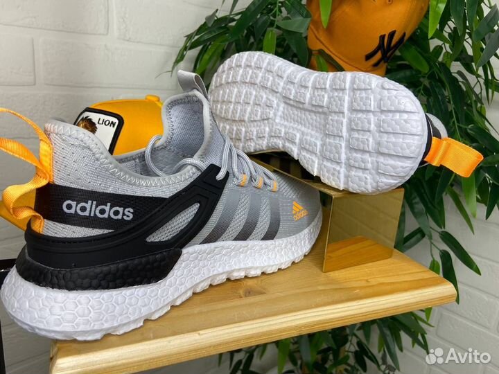 Кроссовки Adidas новые 40-45 серые