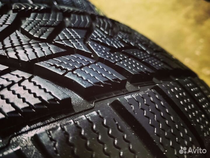 Dunlop Winter Sport 5 SUV 235/55 R19 105V