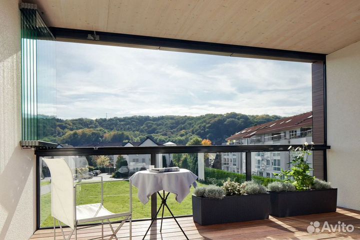 Безрамное остекление раздвижной системой