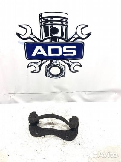 Скоба суппорта передняя Ssangyong Kyron 2 G23D