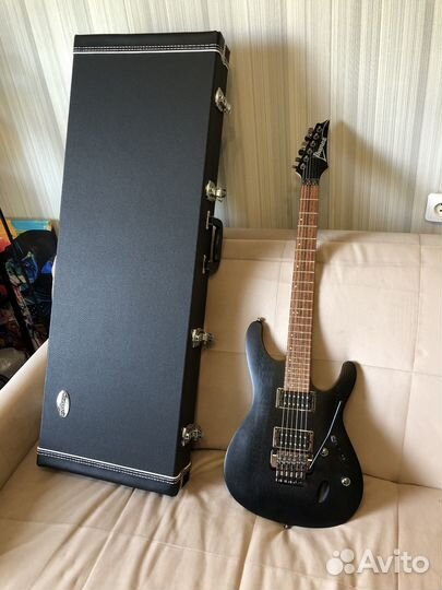 Электрогитара Ibanez S520