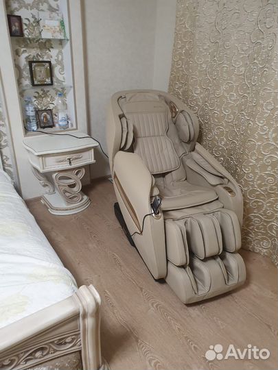 Массажное кресло