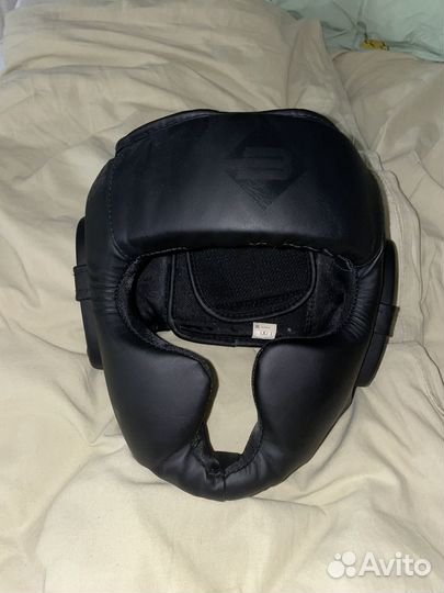 Боксерский шлем boybo