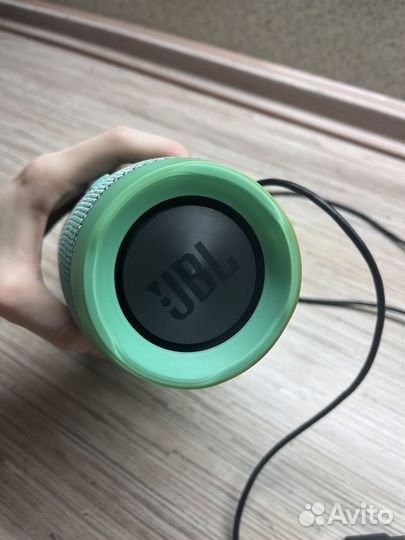 Колонка jbl charge 3