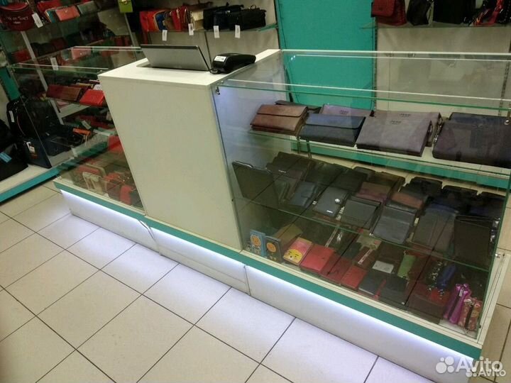 Прилавки, витрины, шкафы стеклянные бу