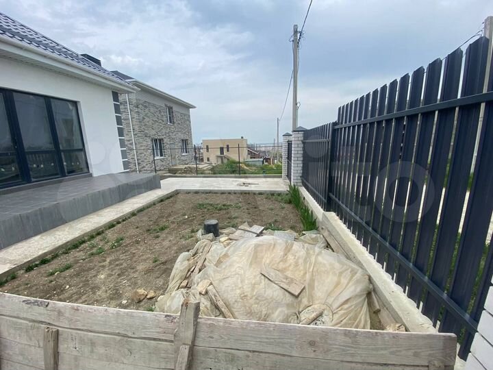 Дом 98 м² на участке 4 сот.
