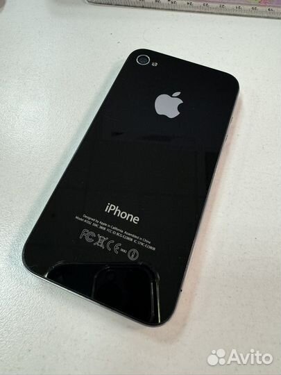 iPhone 4, 32 ГБ