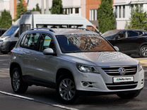 Volkswagen Tiguan 2.0 AT, 2010, 140 000 км, с пробегом, цена 1 198 000 руб.