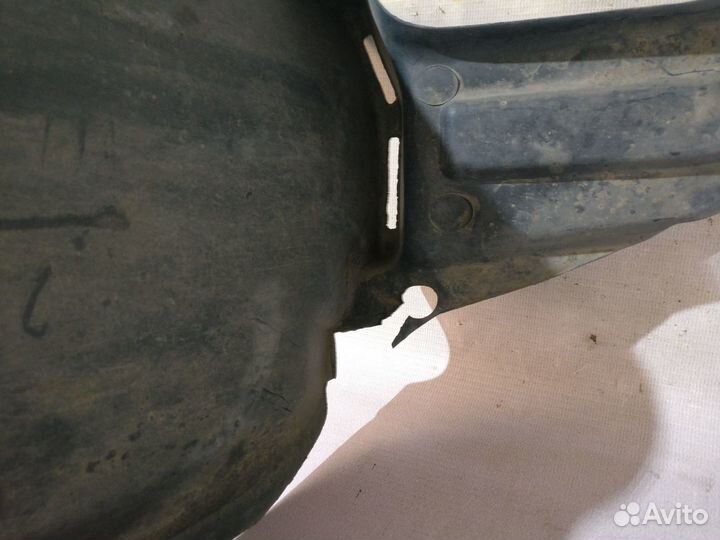 Хендай Элантра 2007-2011 Подкрылок правый передний