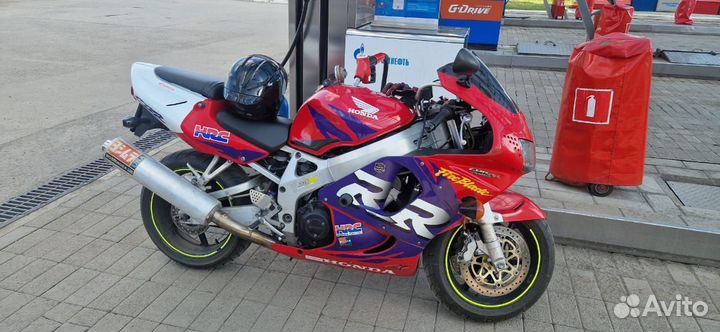 Honda CBR 900 RR