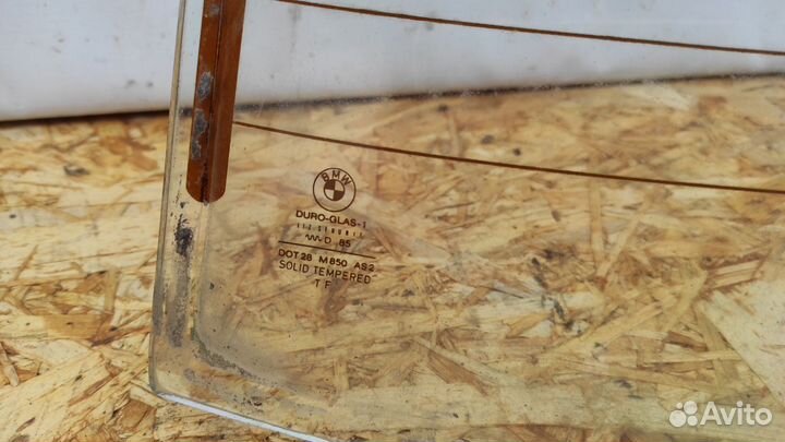 Заднее стекло BMW E21