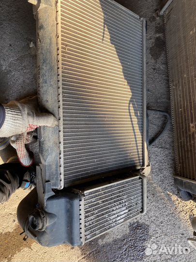 Радиатор с интеркулером Mazda Premacy дизель мех