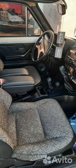 LADA 4x4 (Нива) 1.7 МТ, 1997, 35 000 км