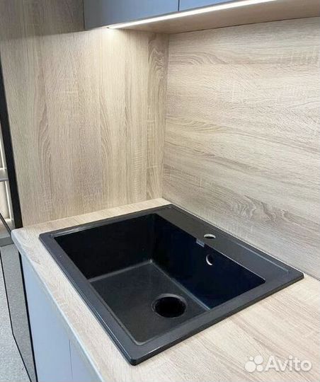 Кухонный гарнитур новый