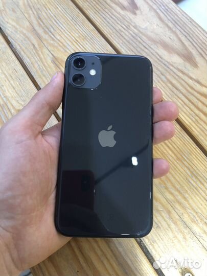 iPhone 11, 64 ГБ