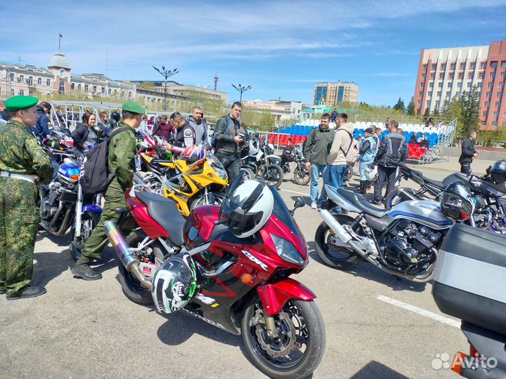 Продам Honda CBR600f4i