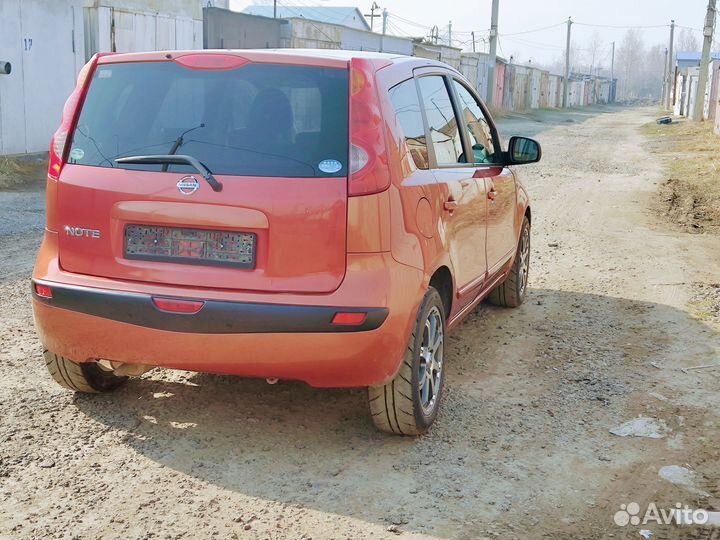 Nissan Note 1.6 AT, 2007, 160 000 км