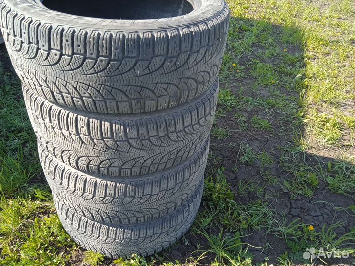 Winter Tact Nord Frost 3 2.25/4.5 R17