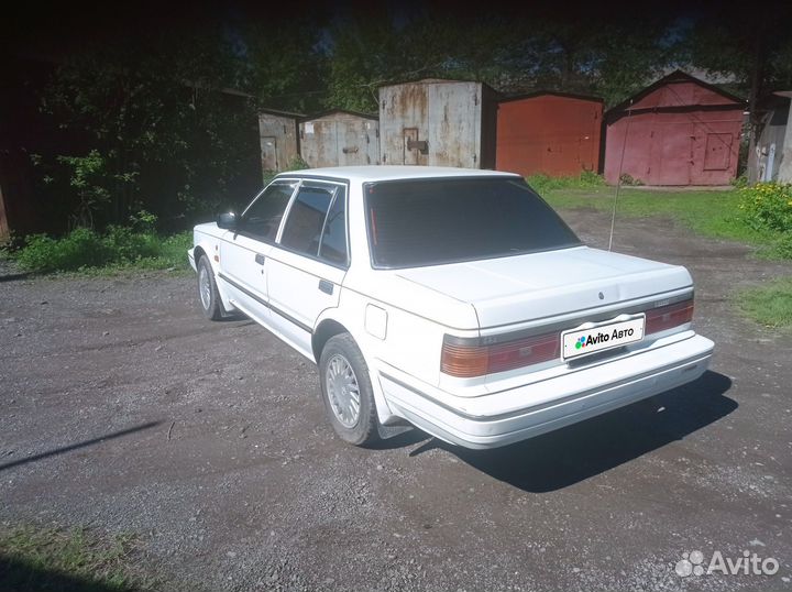 Nissan Bluebird 1.8 AT, 1986, 303 000 км