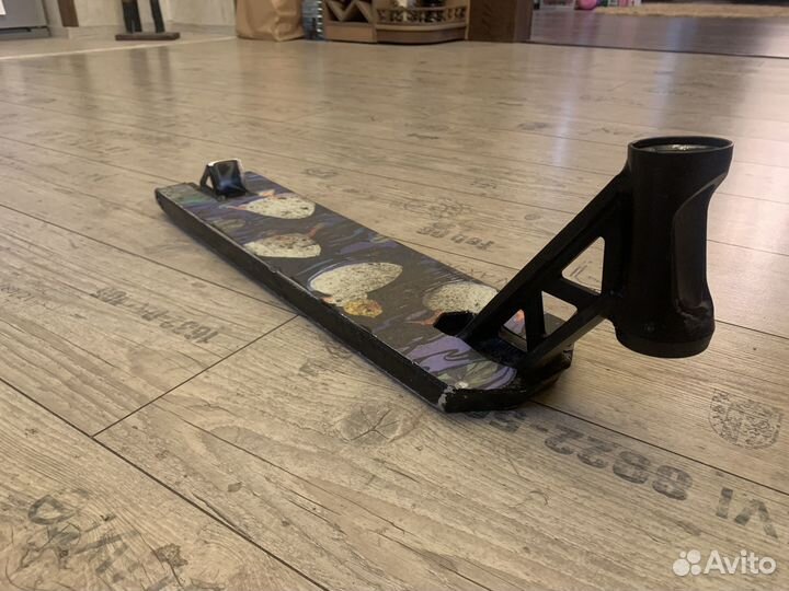 Дека для трюкового самоката