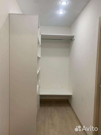 Шкаф в прихожую под ваш размер