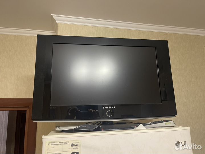 Телевизор samsung 26дюйма