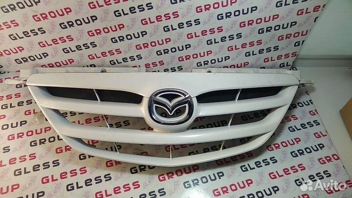 Решётка радиатора LW 04- б/у MPV