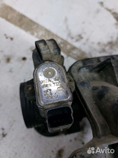 Впускной коллектор в сборе peugeot 206