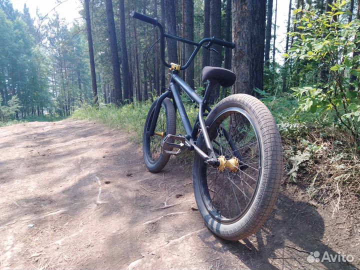Трюковой велосипед bmx