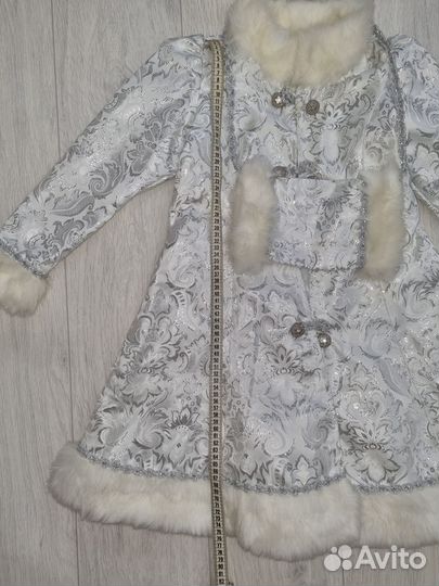 Костюм Снегурочки / Снежинки / Метелицы