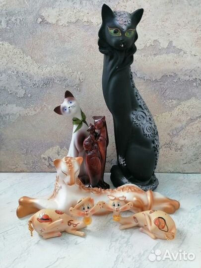 Статуэтки кошечек