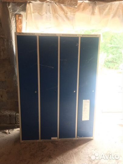 Ящик для одежды металлический