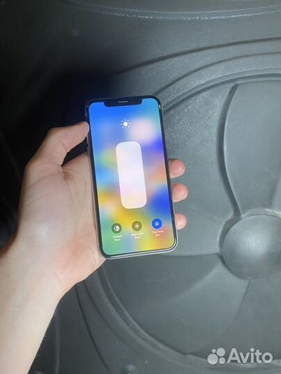 iPhone X, 256 ГБ