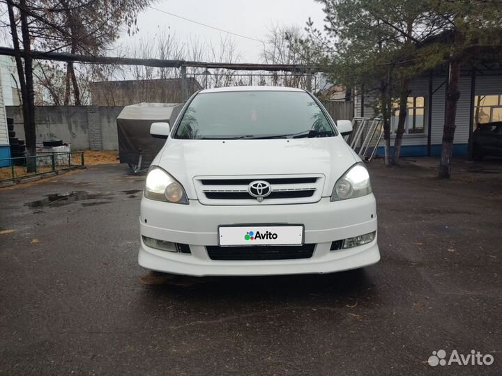 Toyota Ipsum 2.4 AT, 2001, 254 852 км