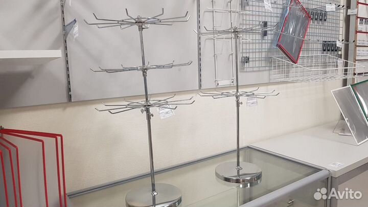 Вертушка настольная вращающаяся с крючками хром