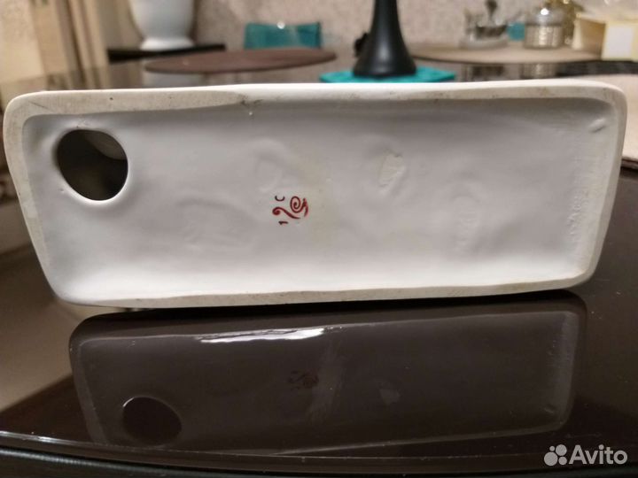 Статуэтка лошадь фарфоровая