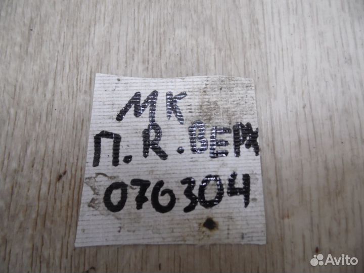 Петля двери передней правой верхняя Geely MK 2008