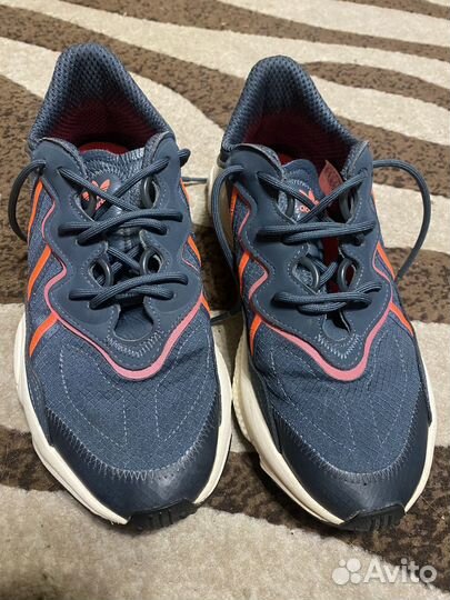 Кроссовки adidas ozweego