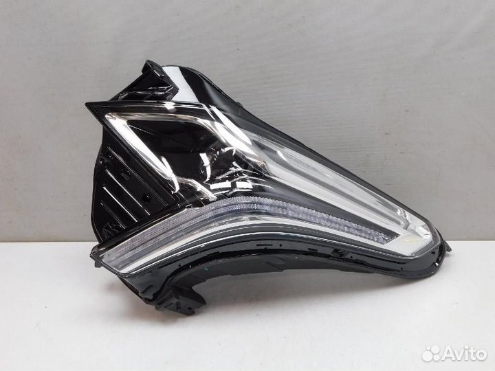 Фара левая Cadillac XT5