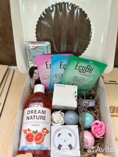 Подарочный набор с косметикой